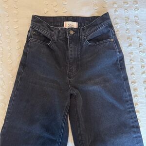 Black BDG high and wide jeans size 24
